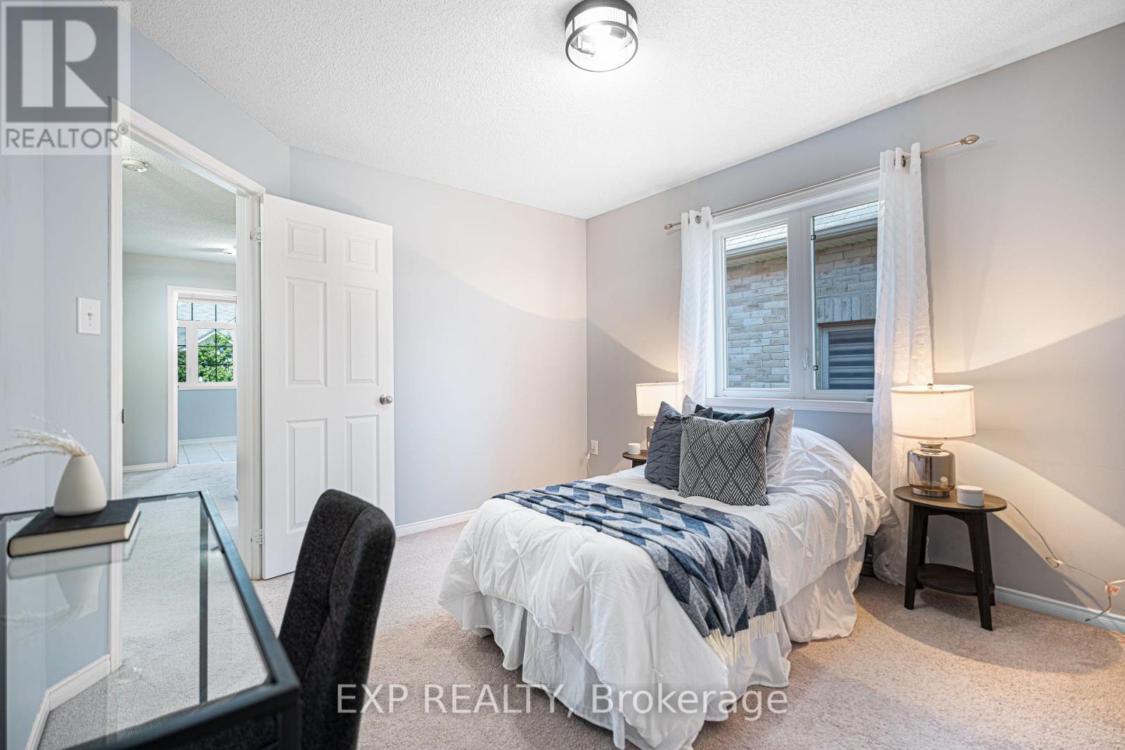10 KINRADE CRESCENT - Image 33