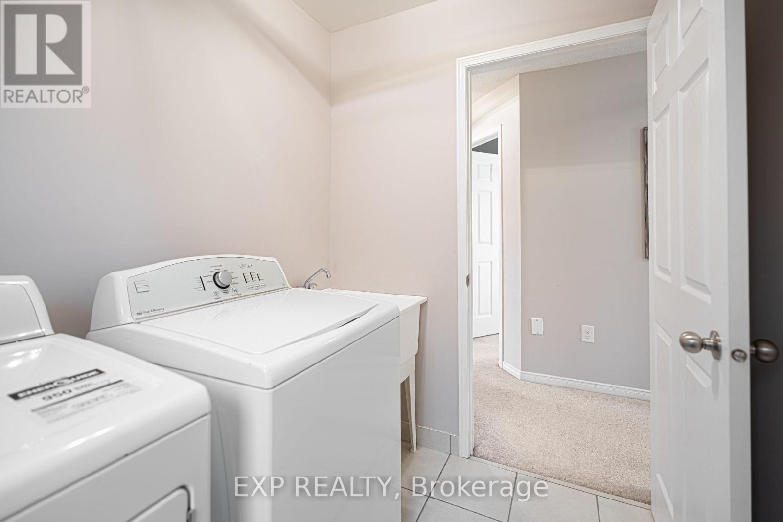 10 KINRADE CRESCENT - Image 35