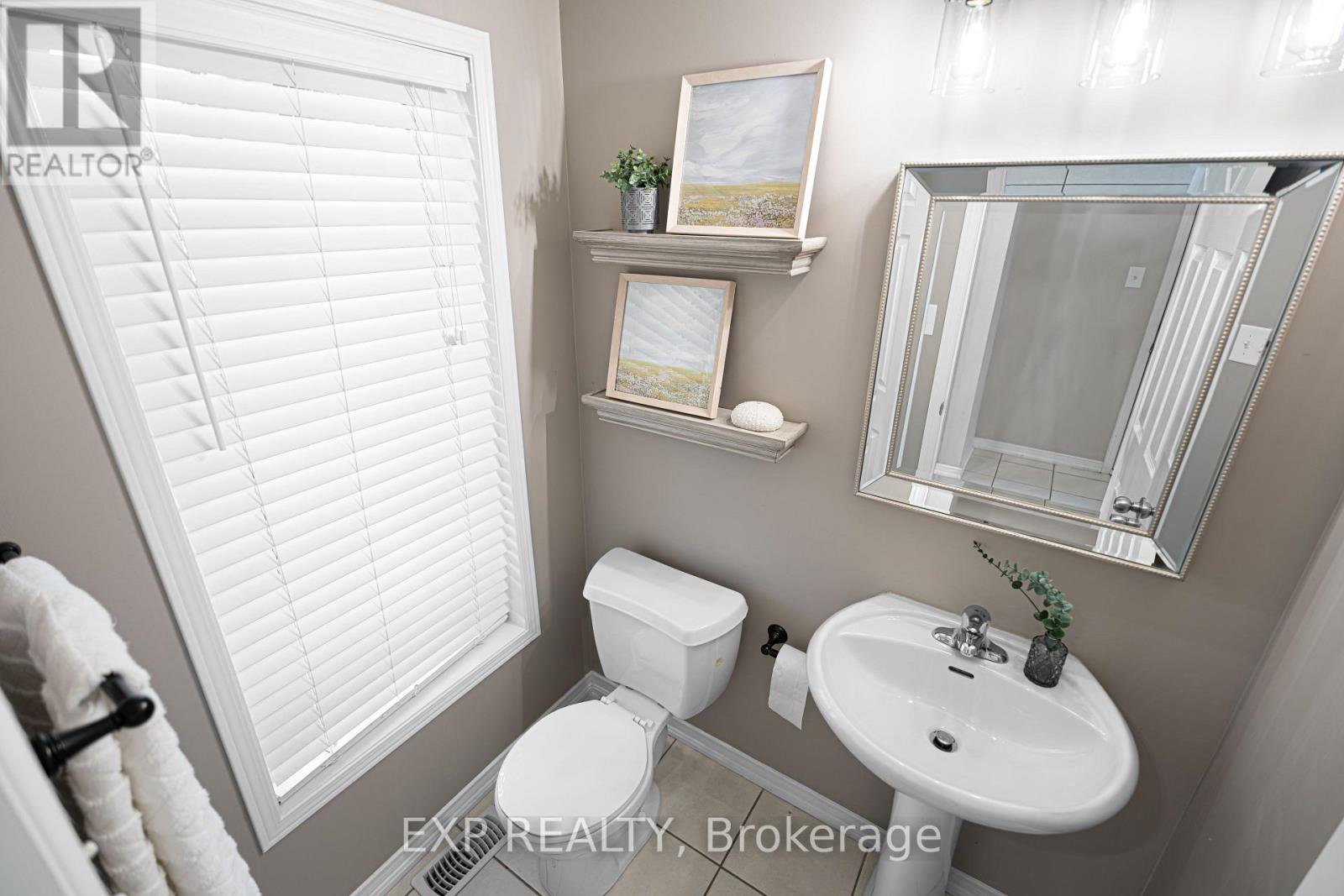 10 KINRADE CRESCENT - Image 6