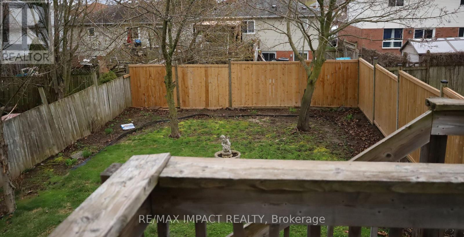 11 FENWICK AVENUE - 39