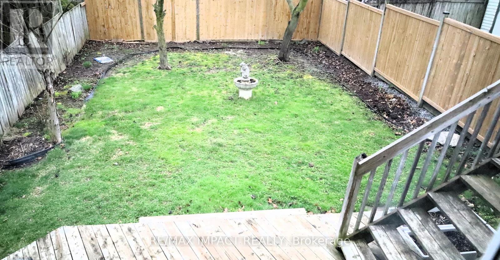 11 FENWICK AVENUE - 42