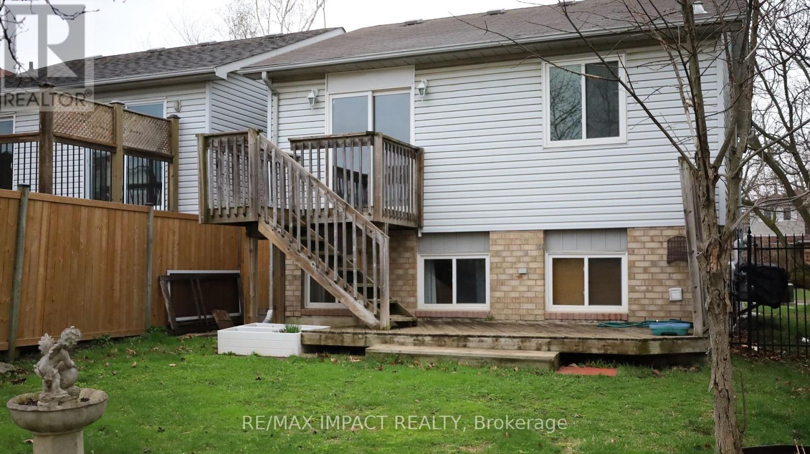 11 FENWICK AVENUE - 48