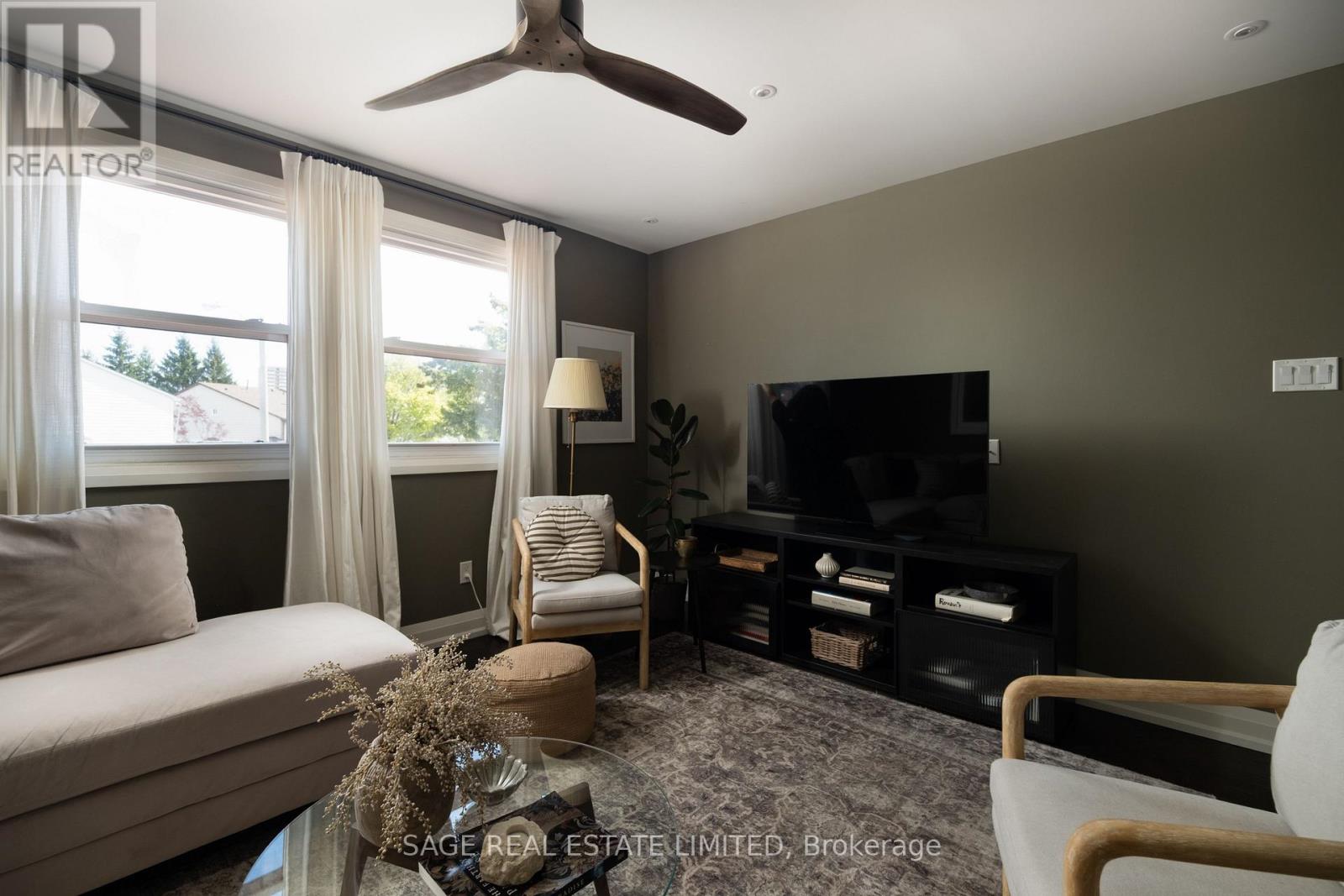 34 TAMBROOK DRIVE - 16