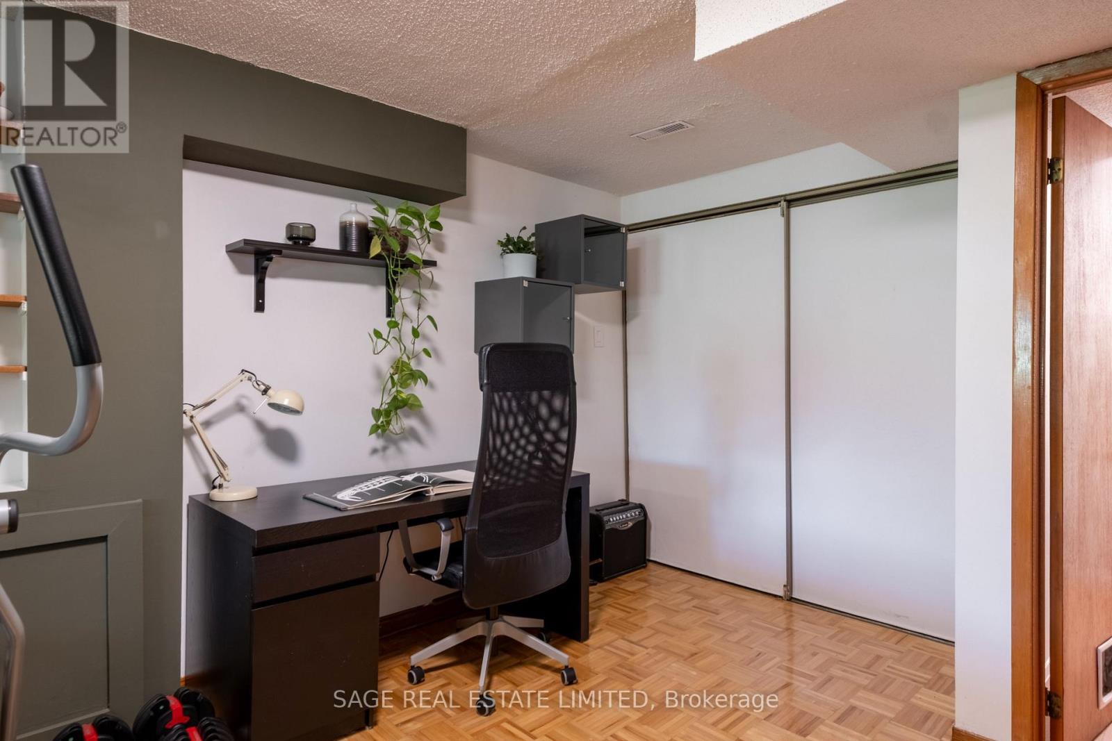 34 TAMBROOK DRIVE - 32