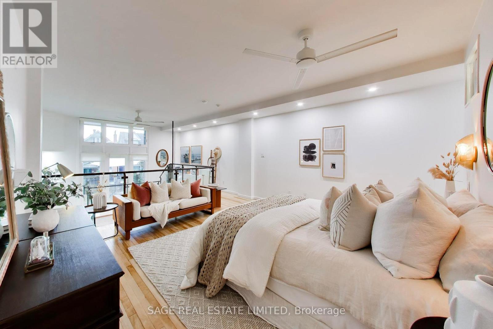 #111 660 PAPE AVENUE - 21