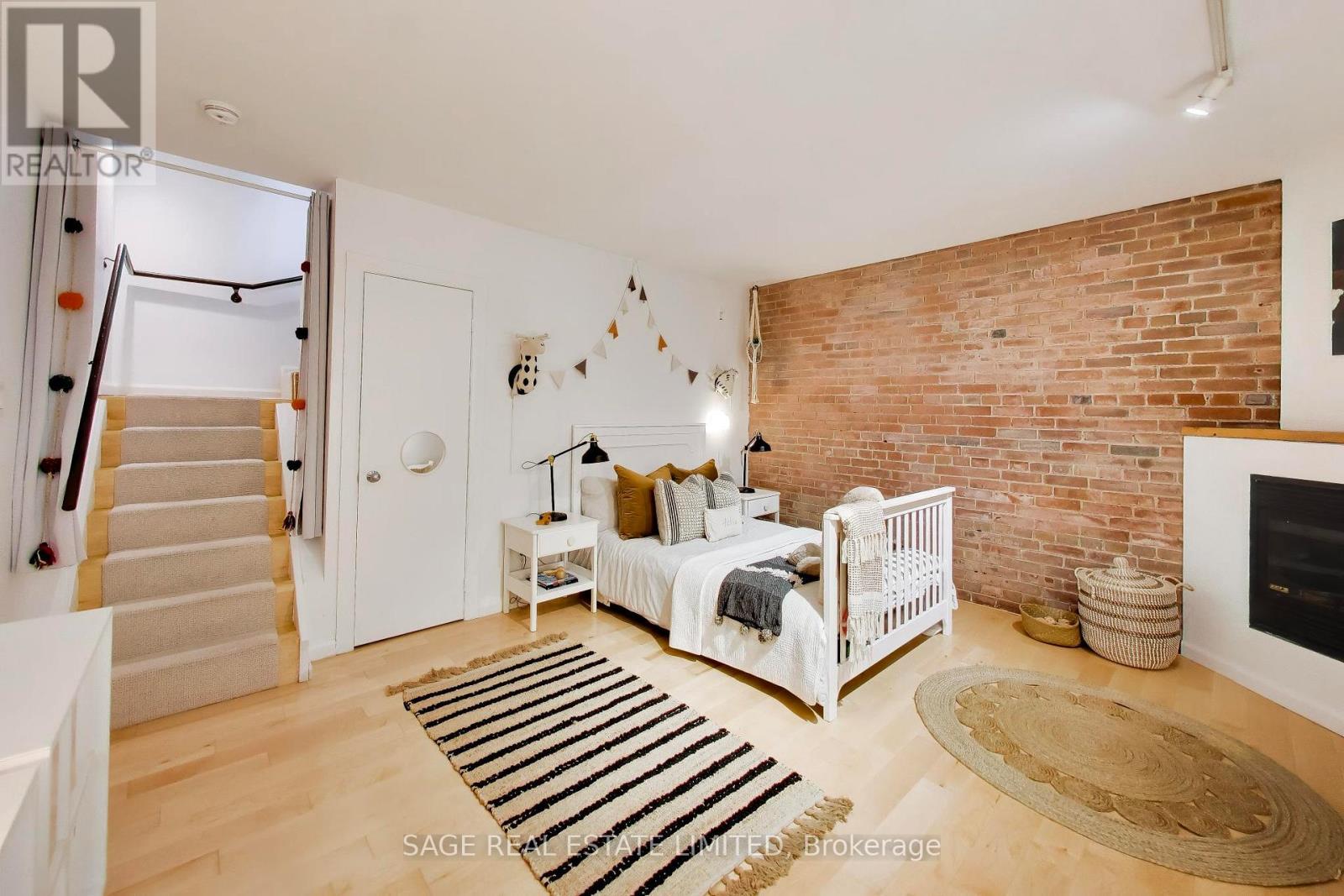 #111 660 PAPE AVENUE - 25