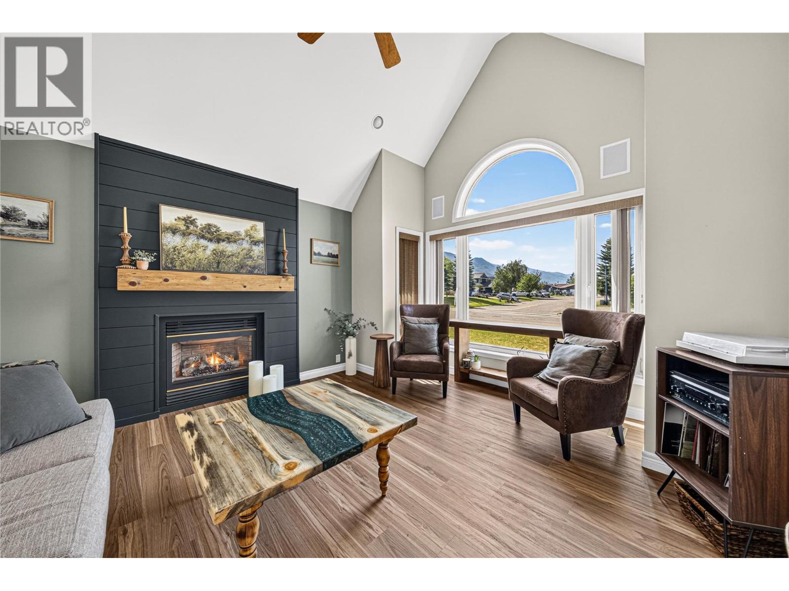1260 Valley View Drive - 9
