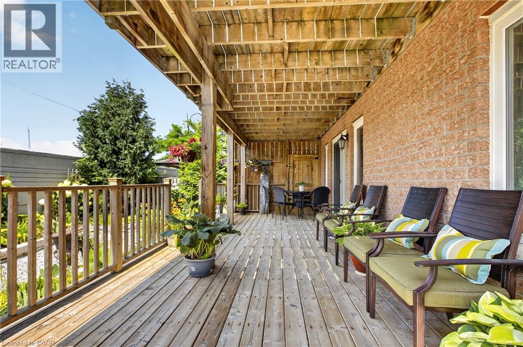 118 CHESTER Drive - 41
