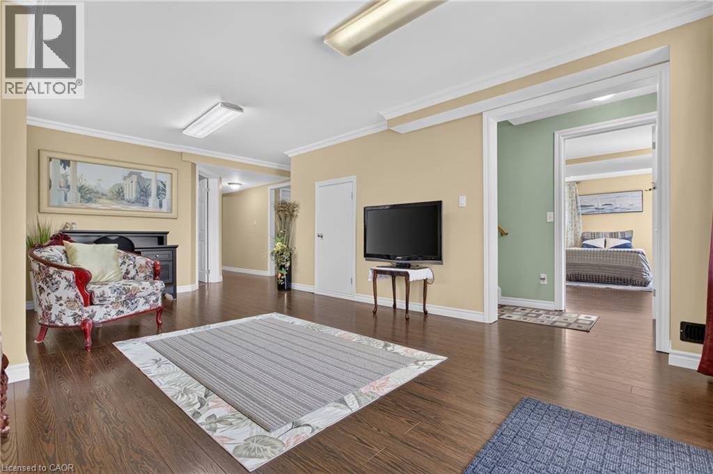 118 CHESTER Drive - 31