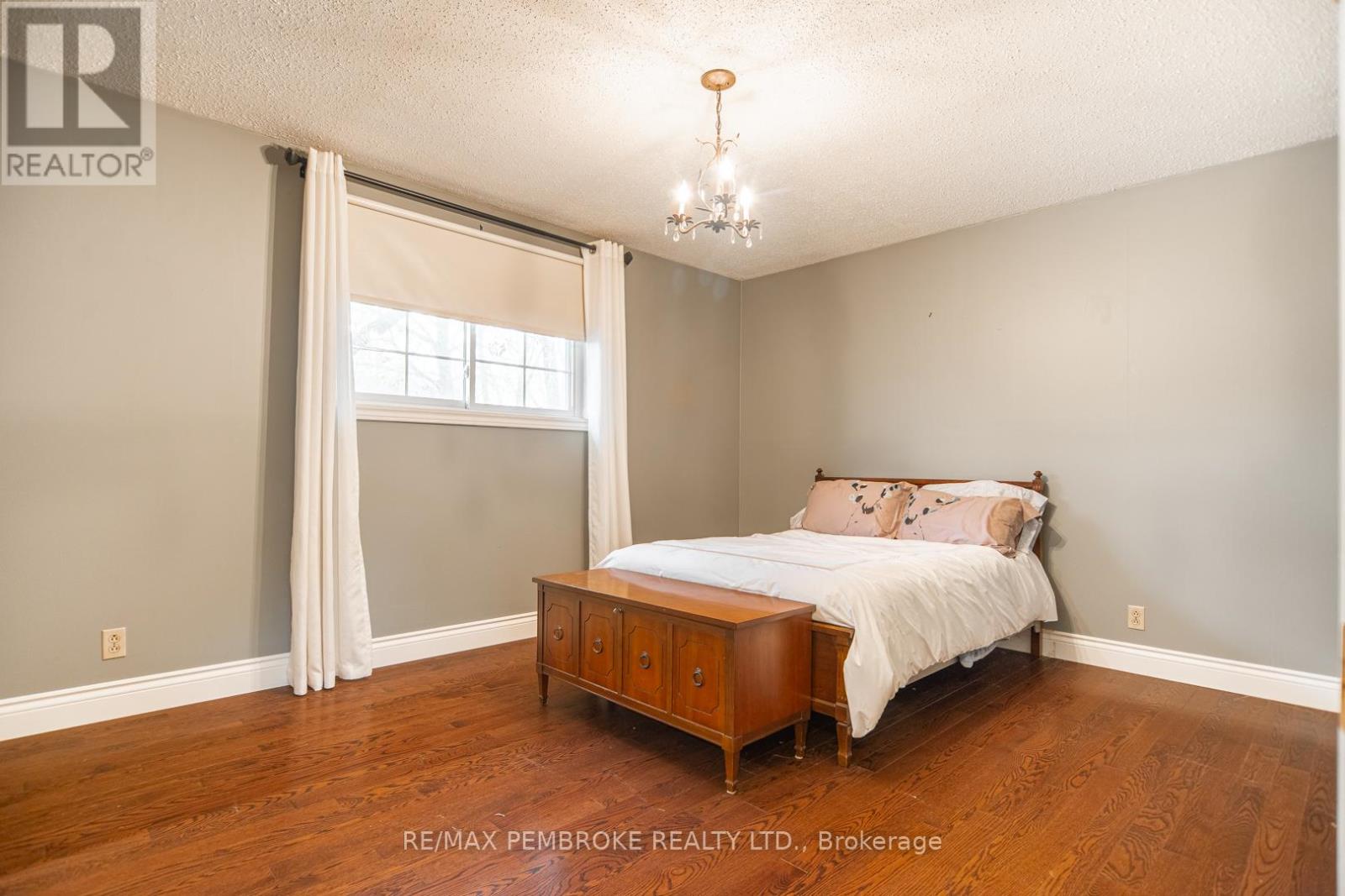 486 IRVING STREET - 15