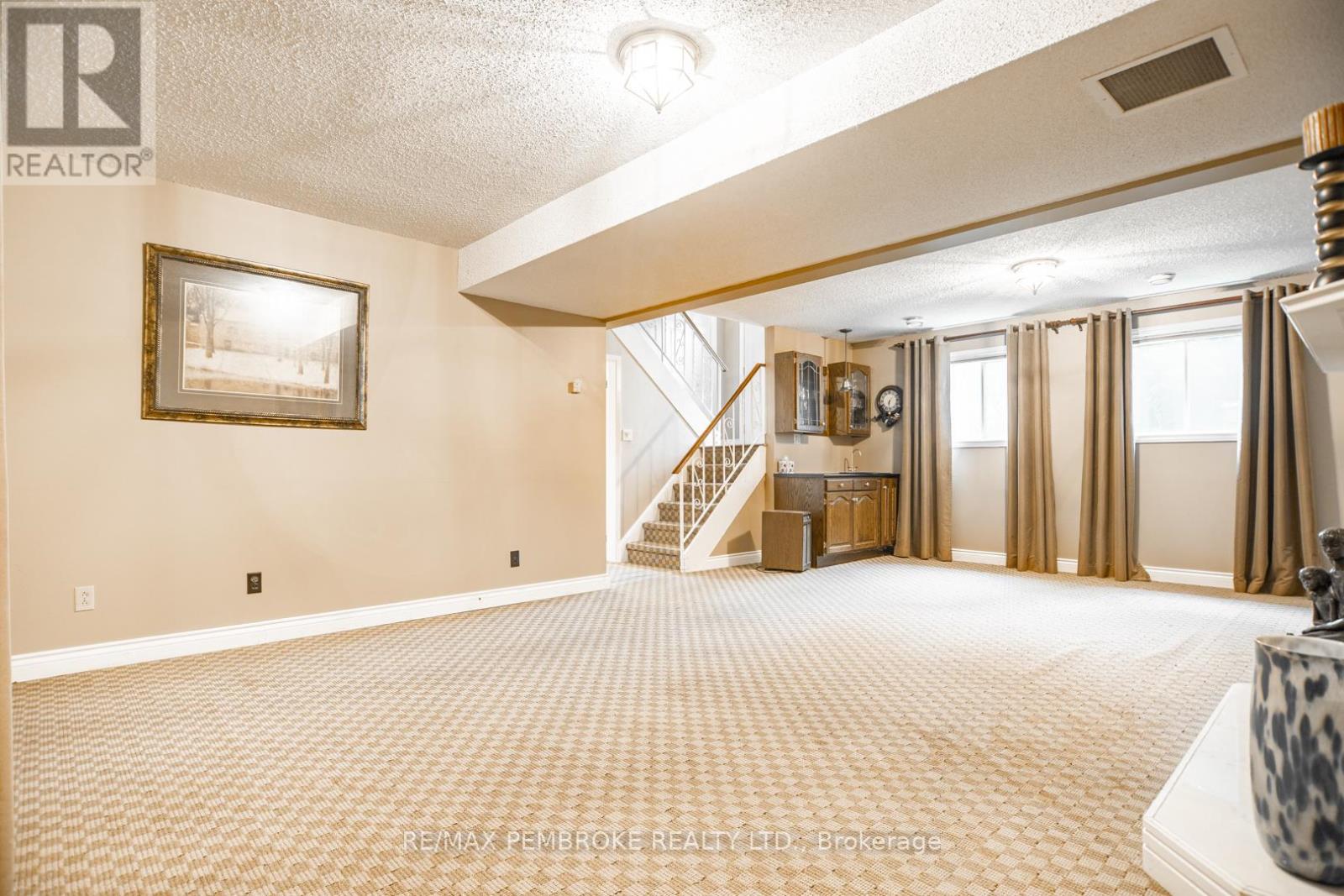 486 IRVING STREET - 22