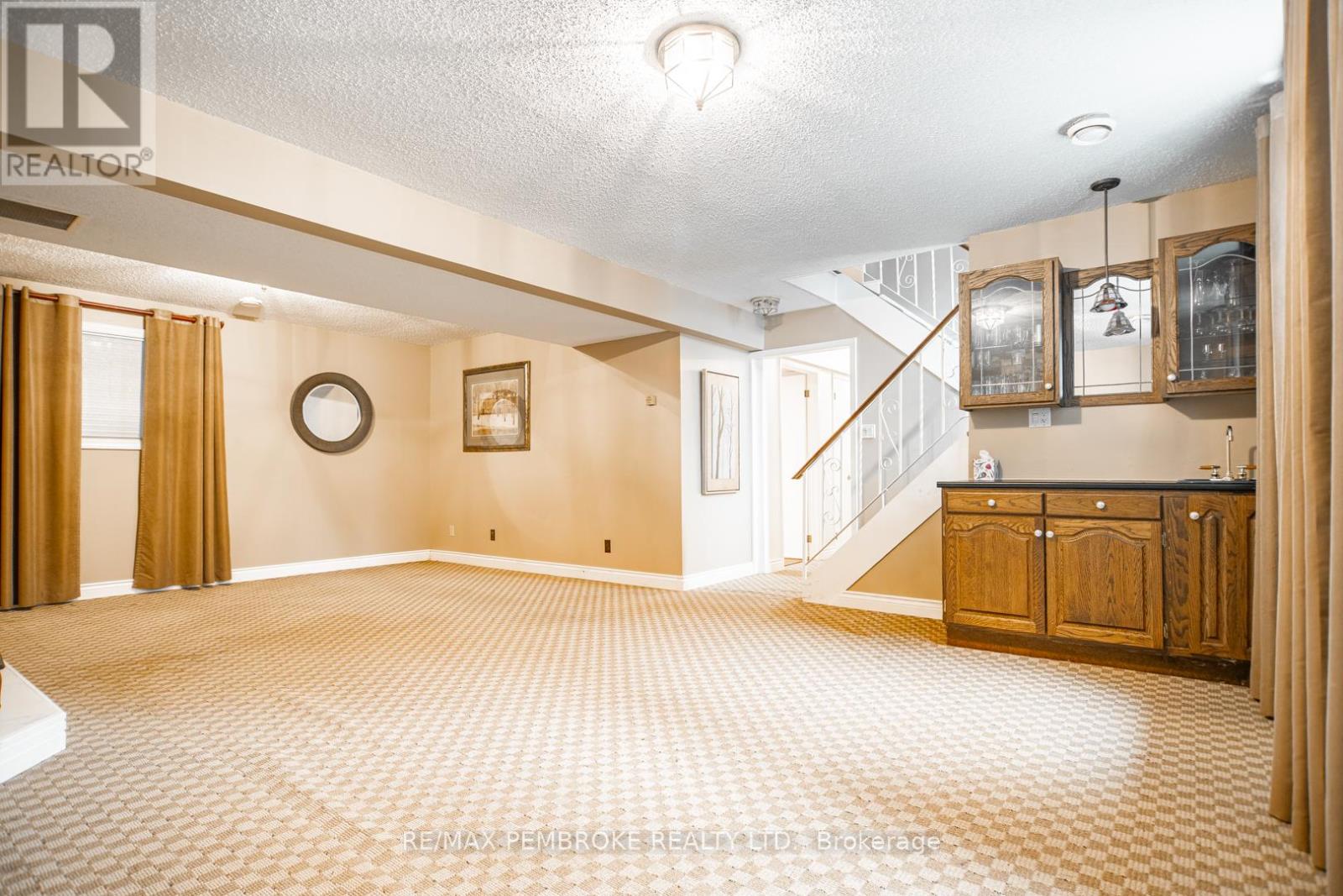 486 IRVING STREET - 23