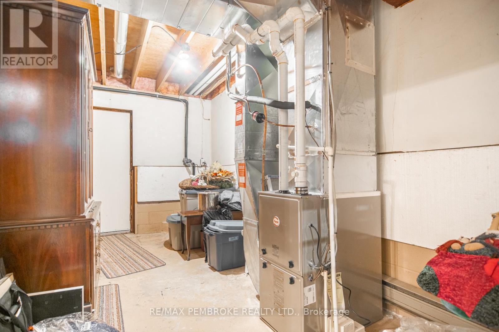 486 IRVING STREET - 29