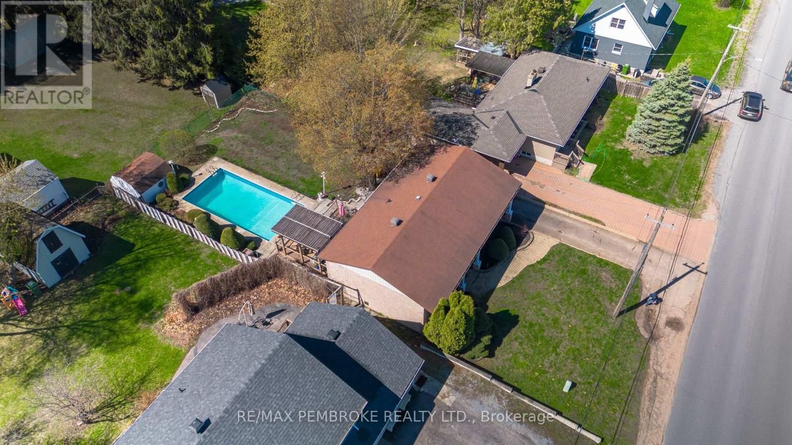 486 IRVING STREET - 44