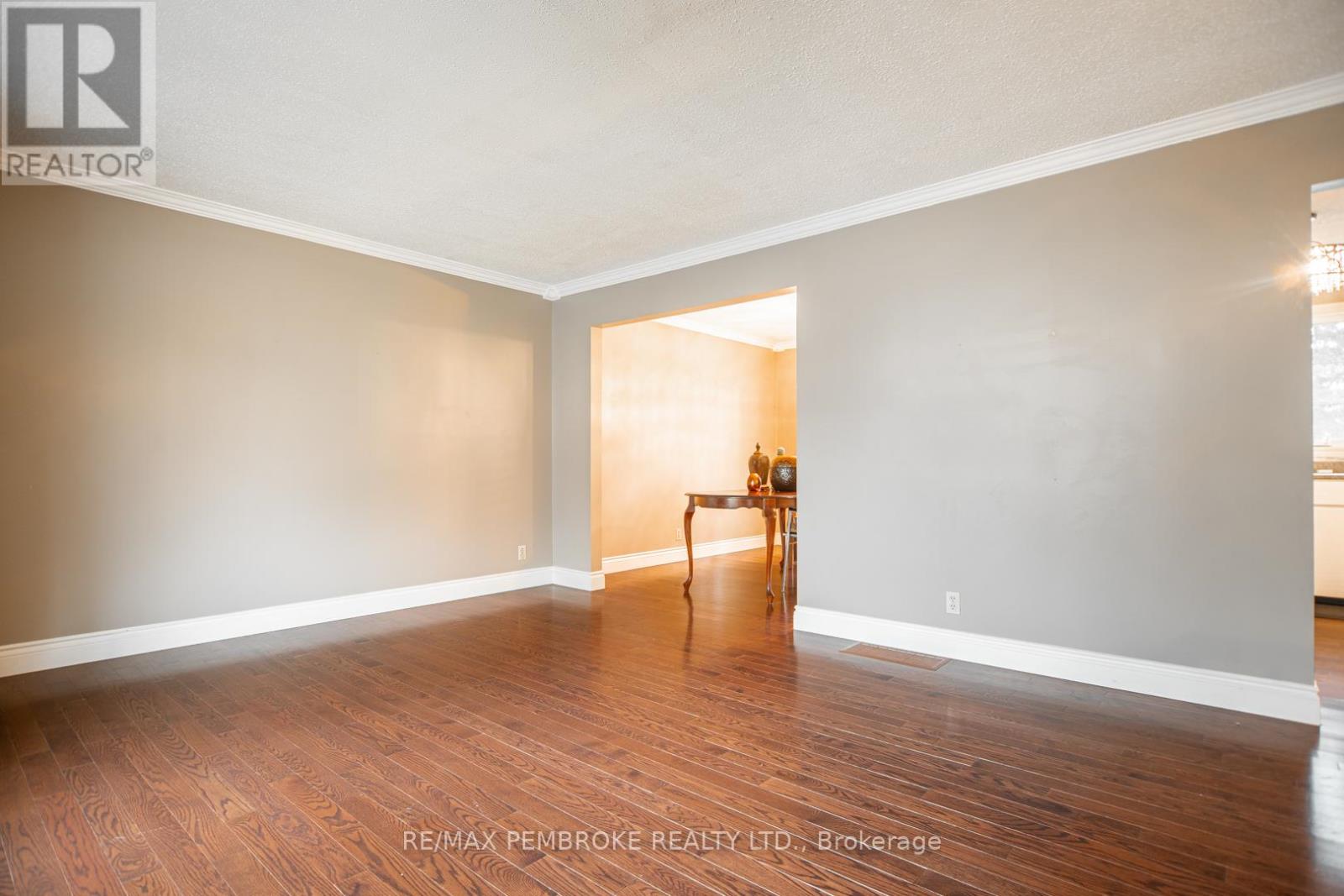486 IRVING STREET - 5