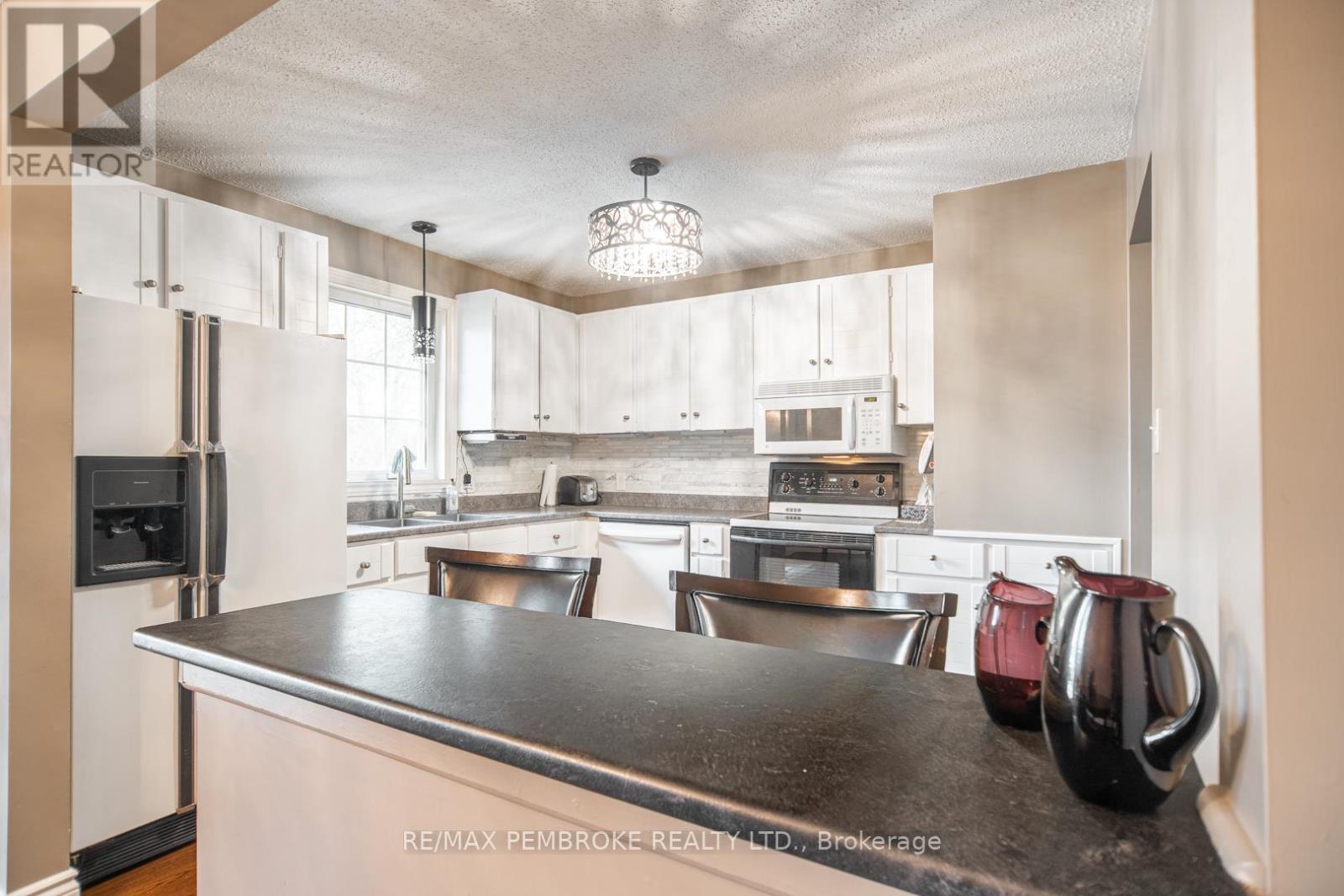 486 IRVING STREET - 9