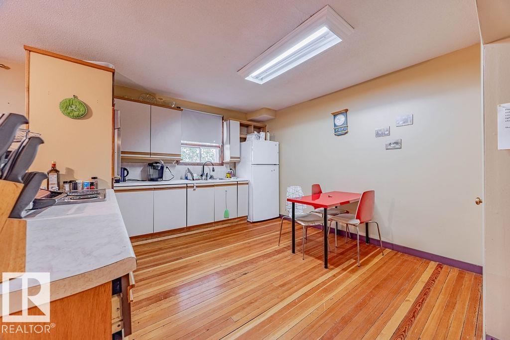 4912 50 ST - Image 39