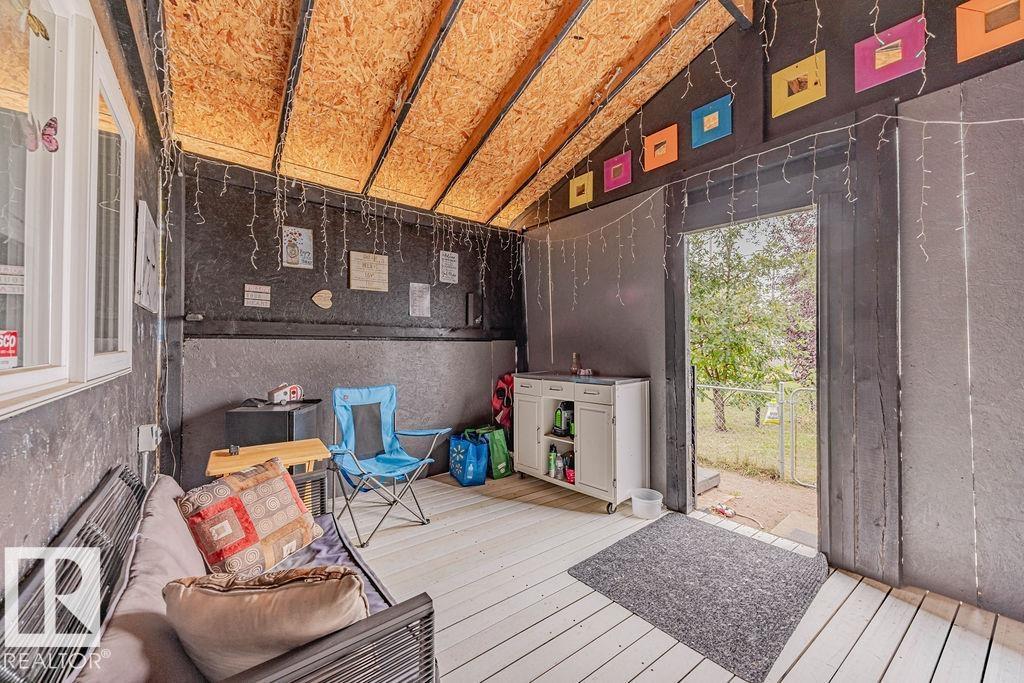 4912 50 ST - Image 49