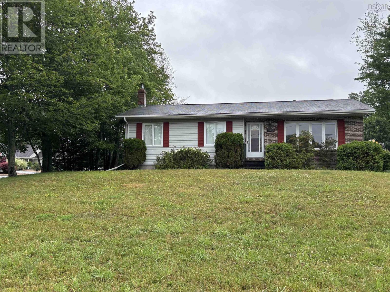 264 Hollingsworth Drive - 1