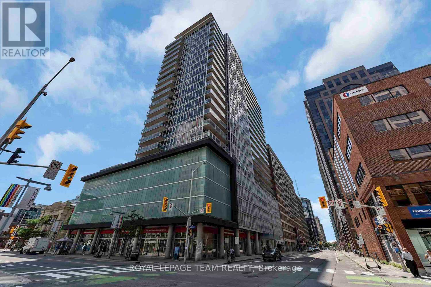 #2010 324 LAURIER AVENUE W - 1