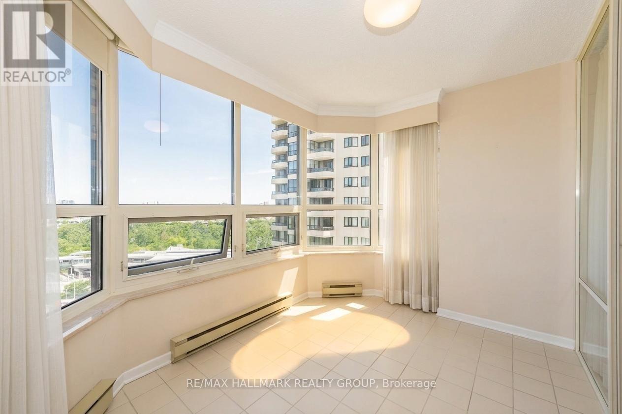 #1702 1510 RIVERSIDE DRIVE - Image 12