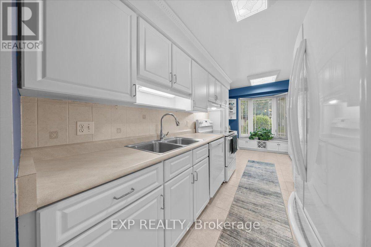 1044 ARROWHEAD PLACE - 11