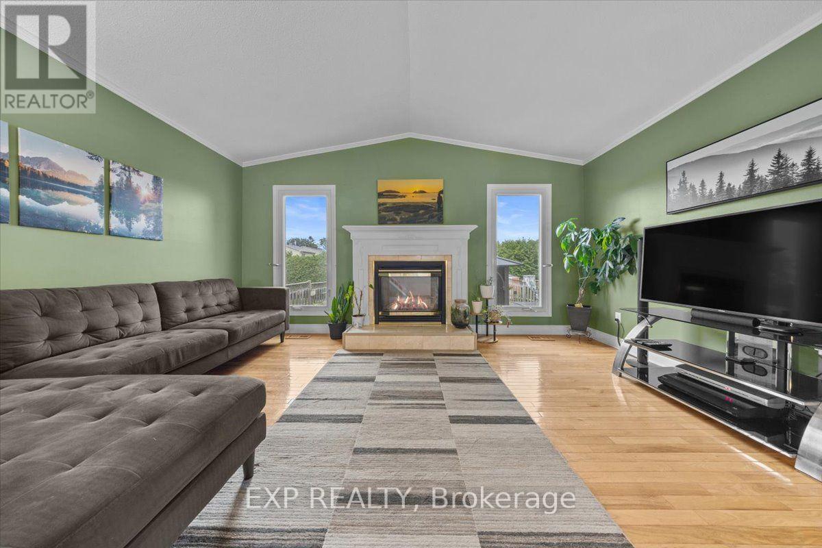 1044 ARROWHEAD PLACE - 15
