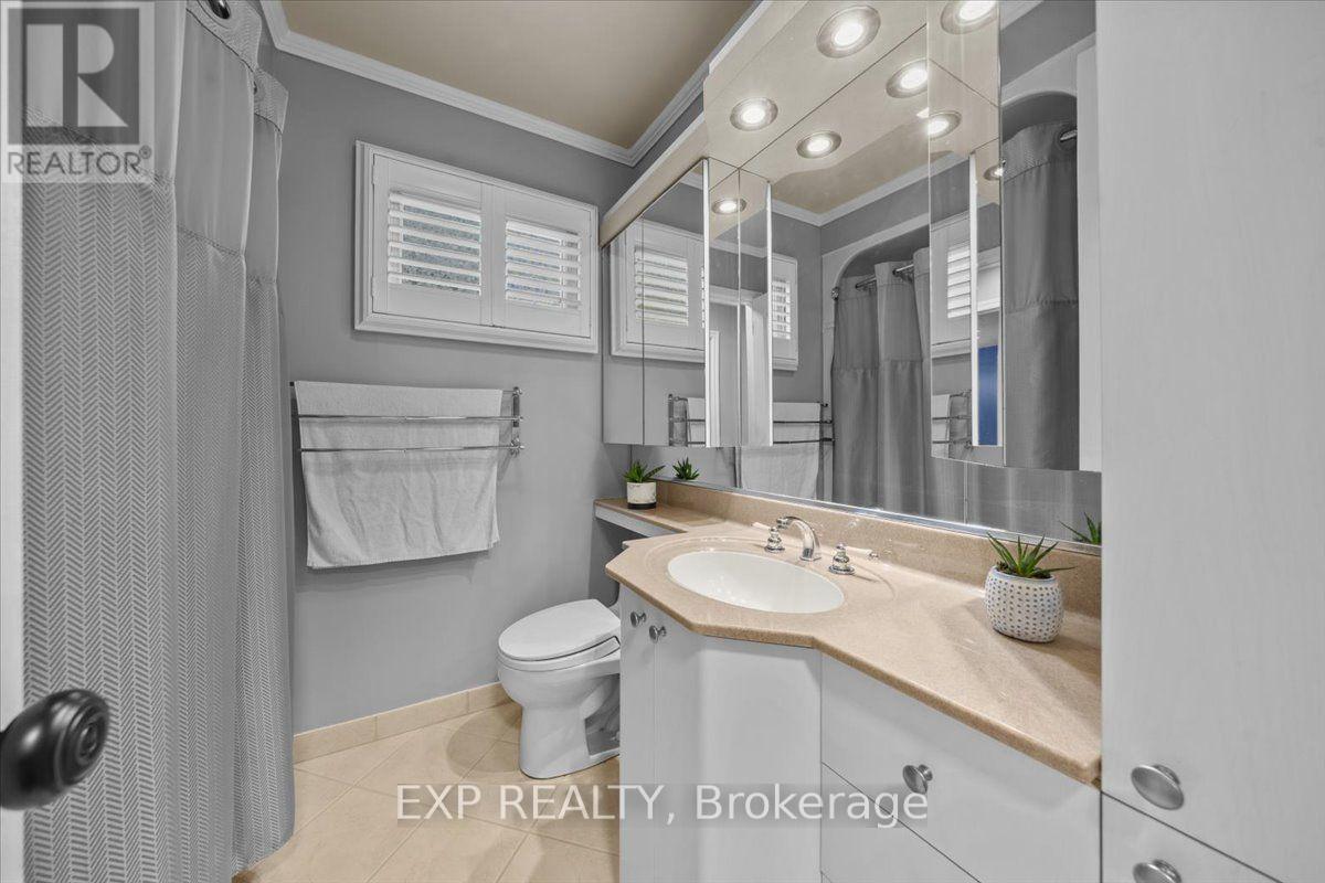 1044 ARROWHEAD PLACE - 27
