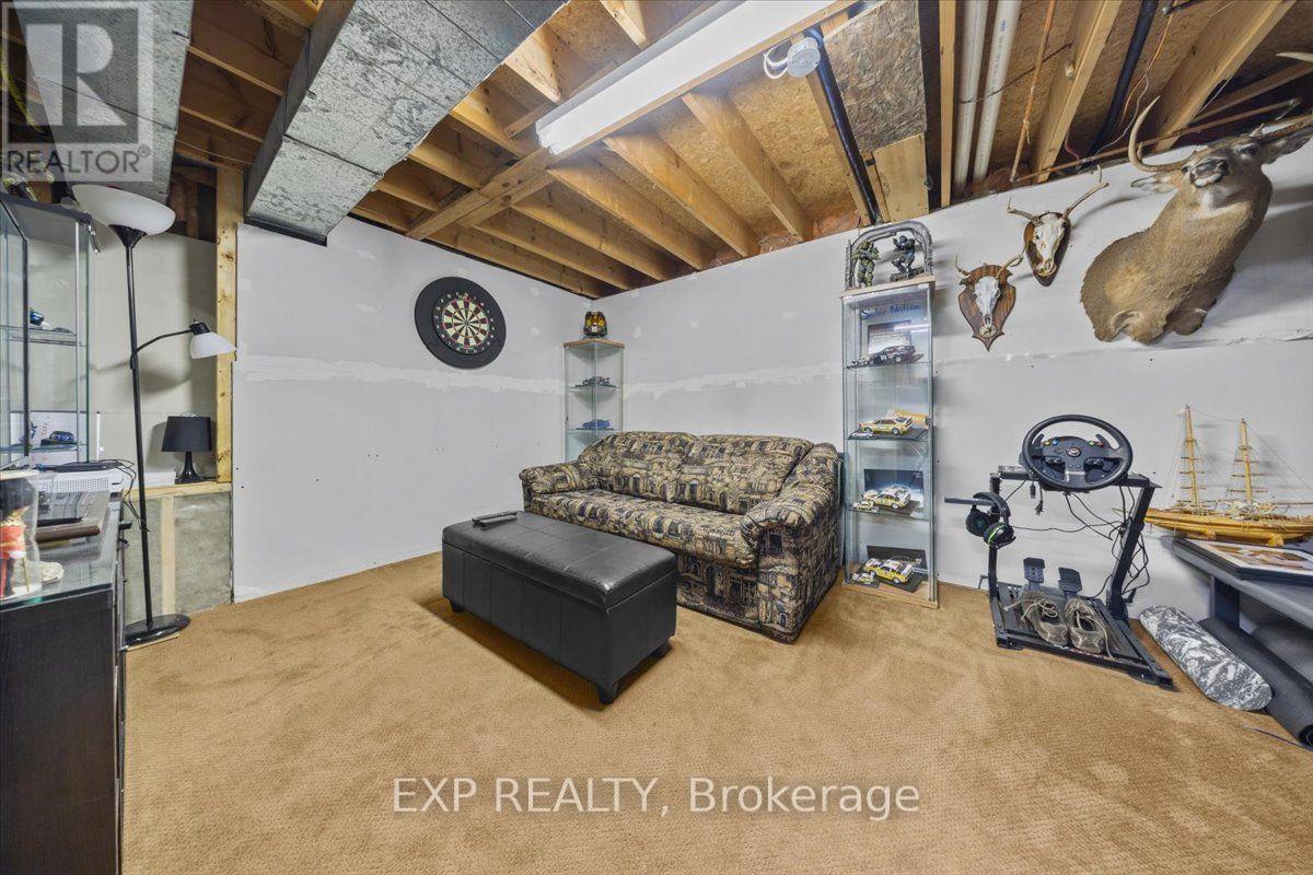 1044 ARROWHEAD PLACE - 30