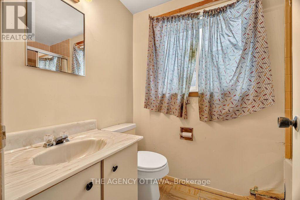 #45 1464 HEATHERINGTON ROAD - 21