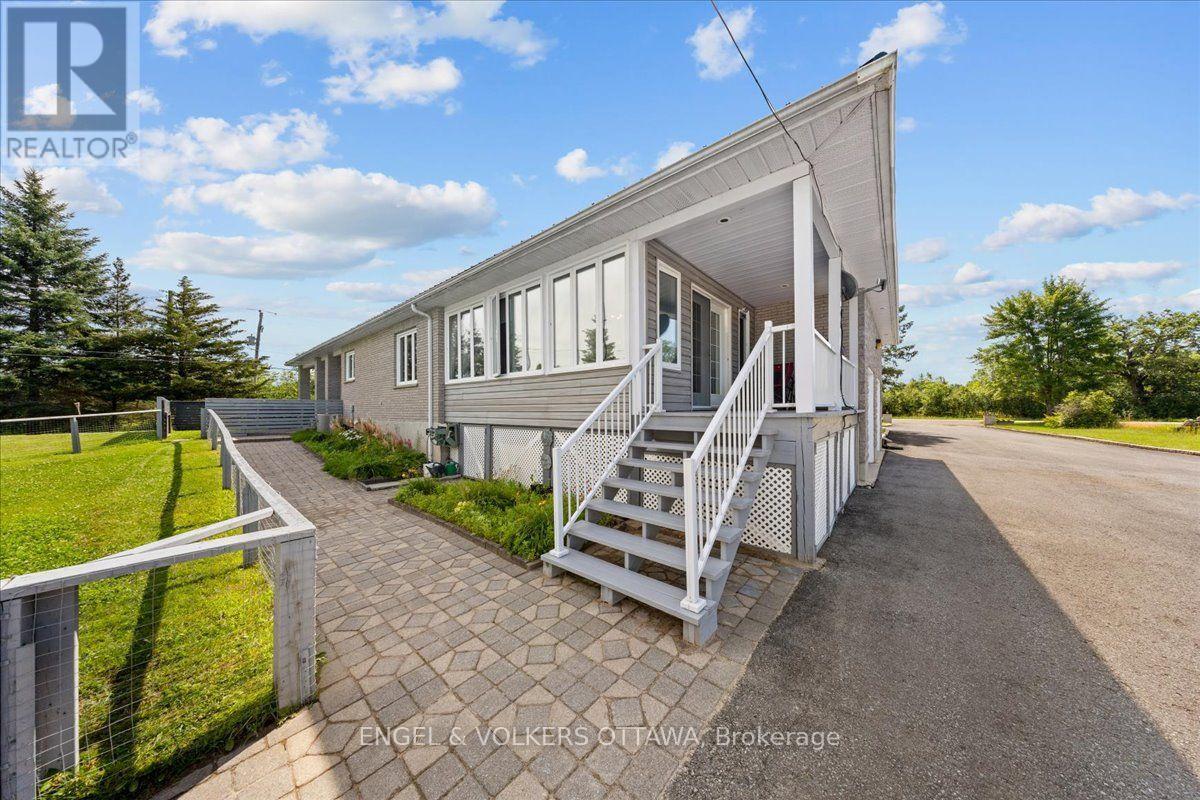 3805 BIG RIDEAU LAKE ROAD - Image 36