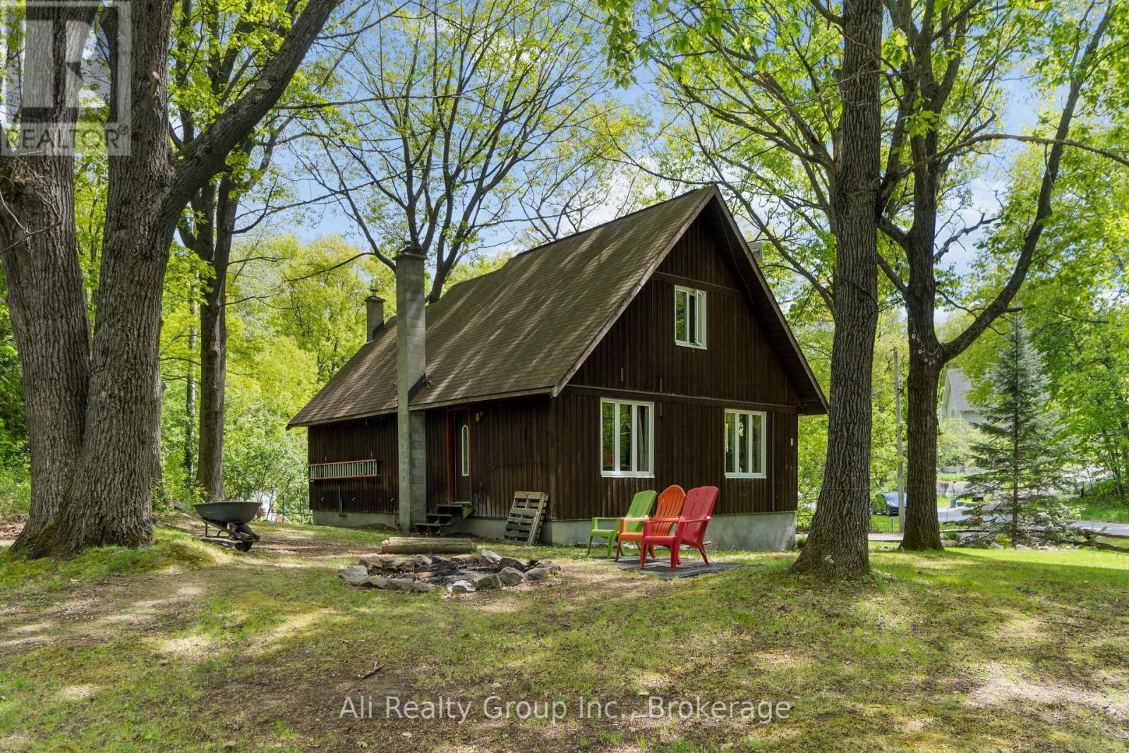 190 WOODS ROAD - 1