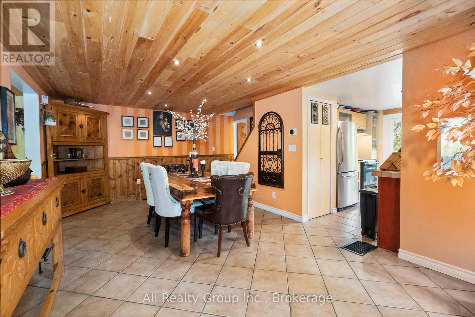 190 WOODS ROAD - 14