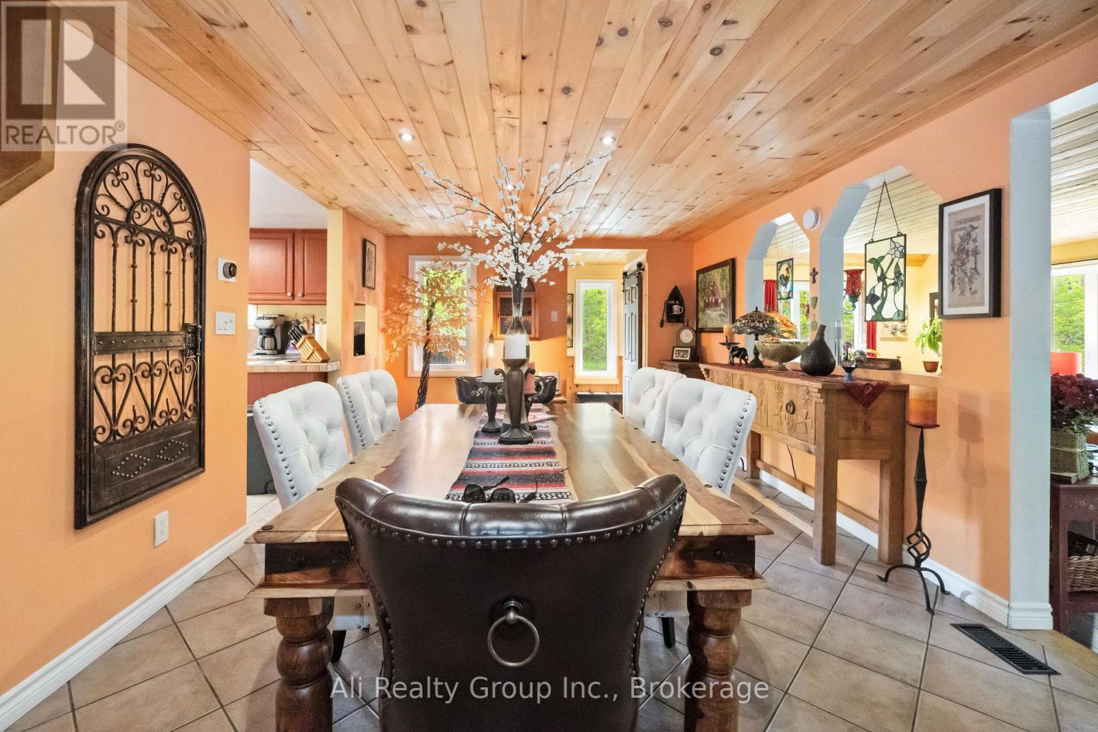 190 WOODS ROAD - 18