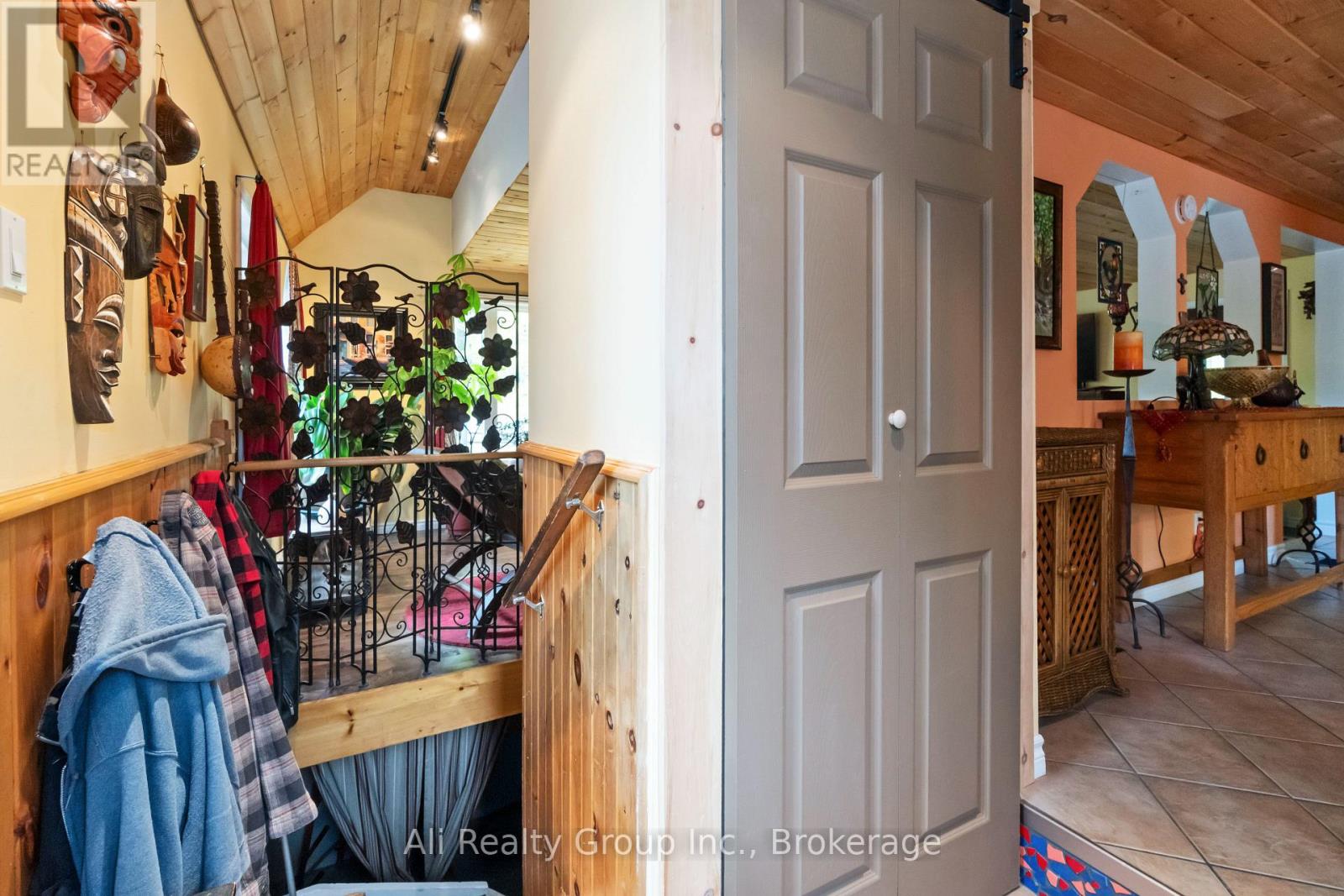 190 WOODS ROAD - 27