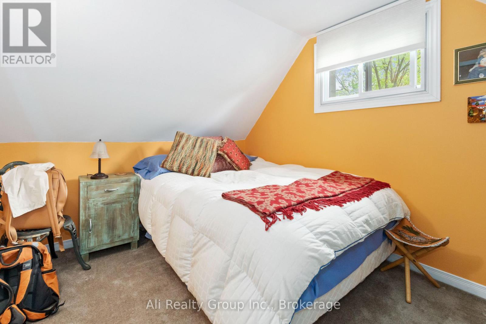 190 WOODS ROAD - 33