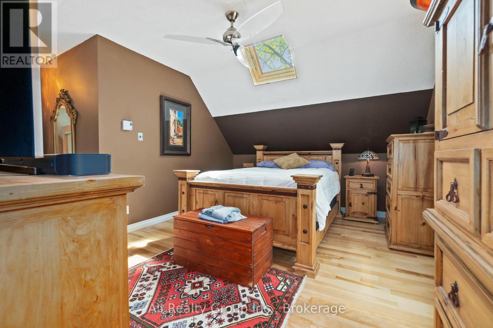 190 WOODS ROAD - 38