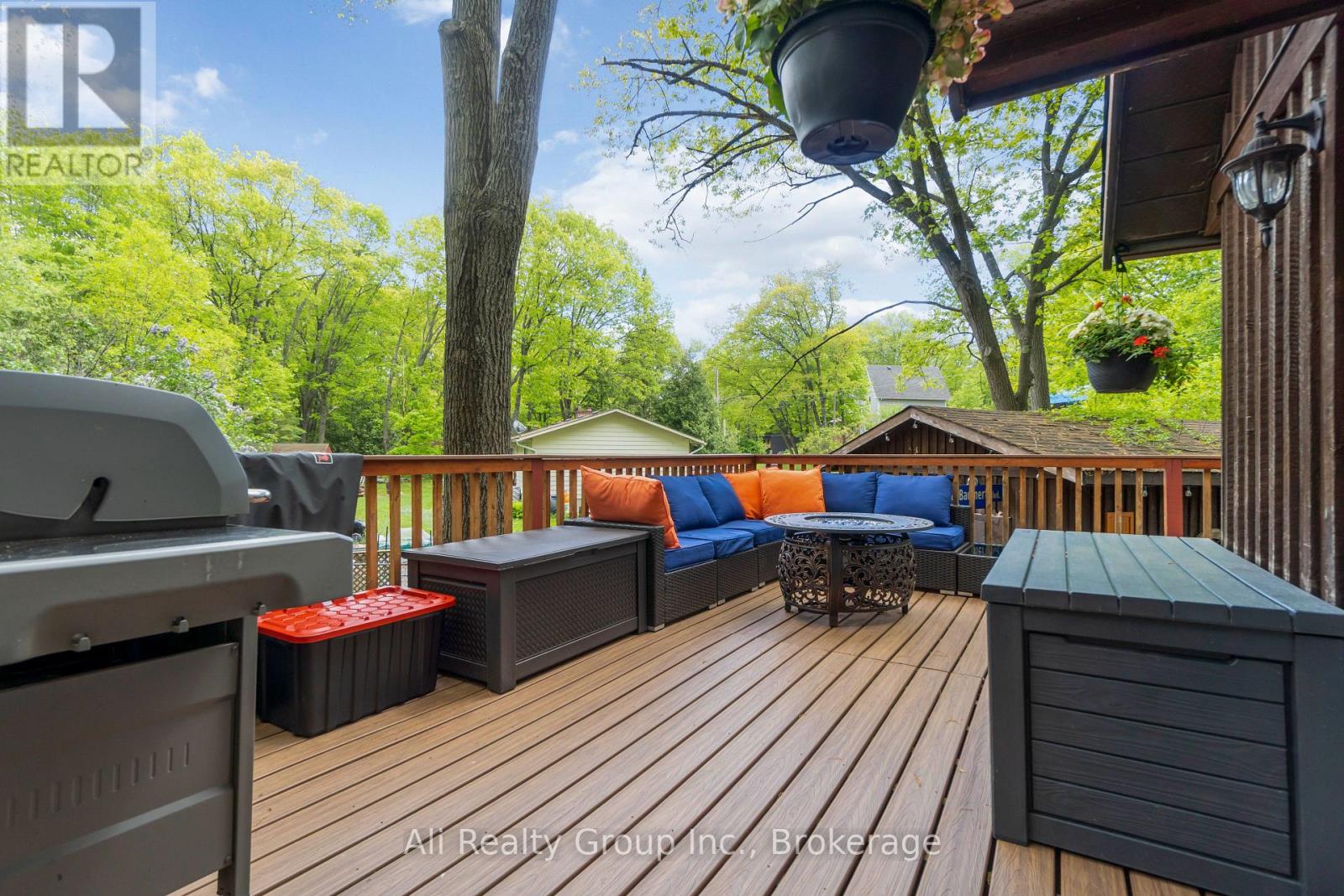 190 WOODS ROAD - 41