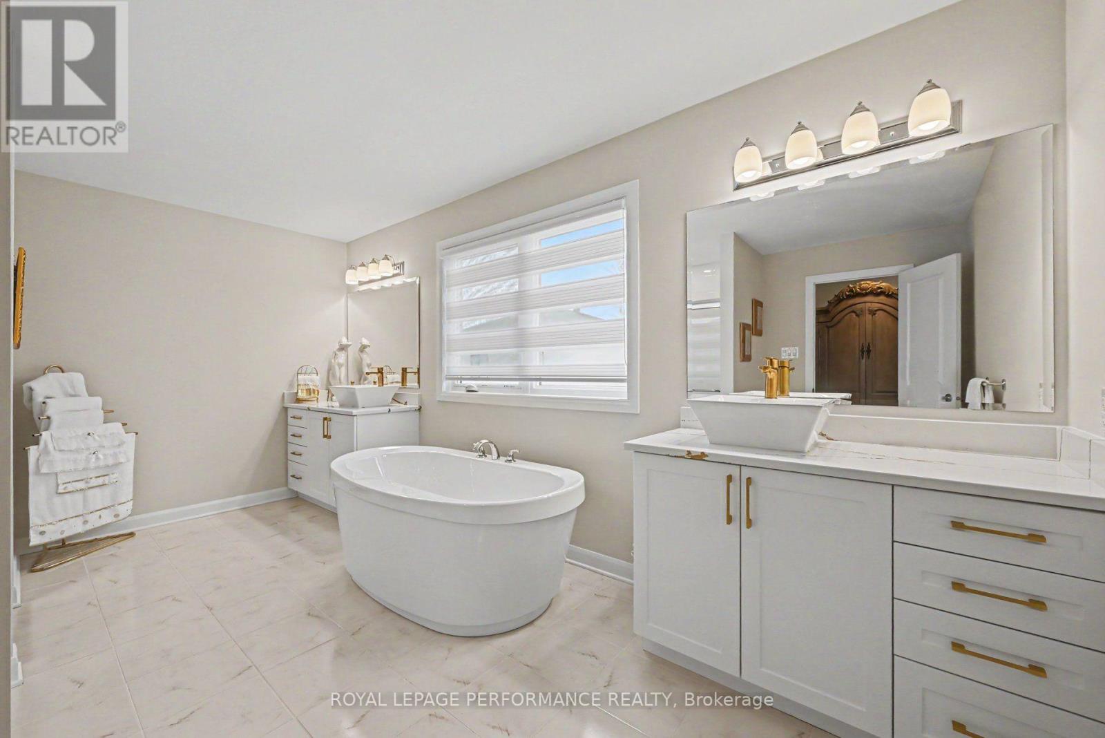 607 JEROME JODOIN DRIVE - 22