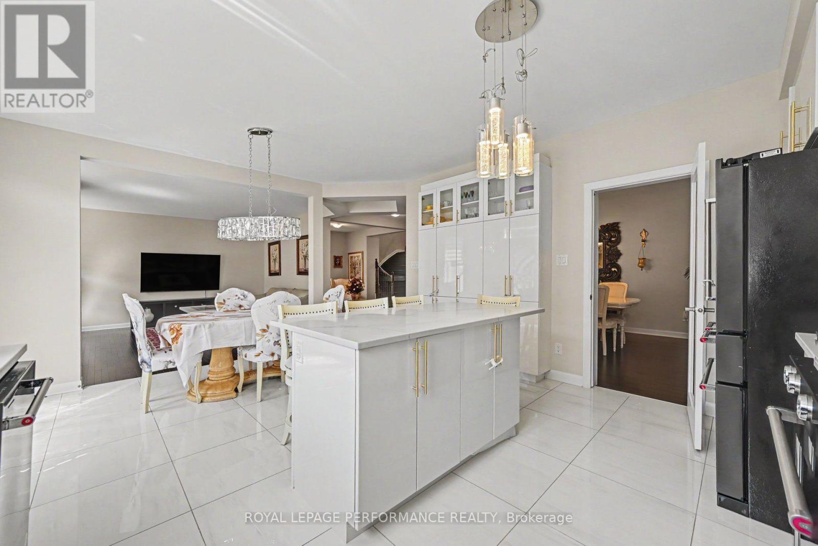 607 JEROME JODOIN DRIVE - 8