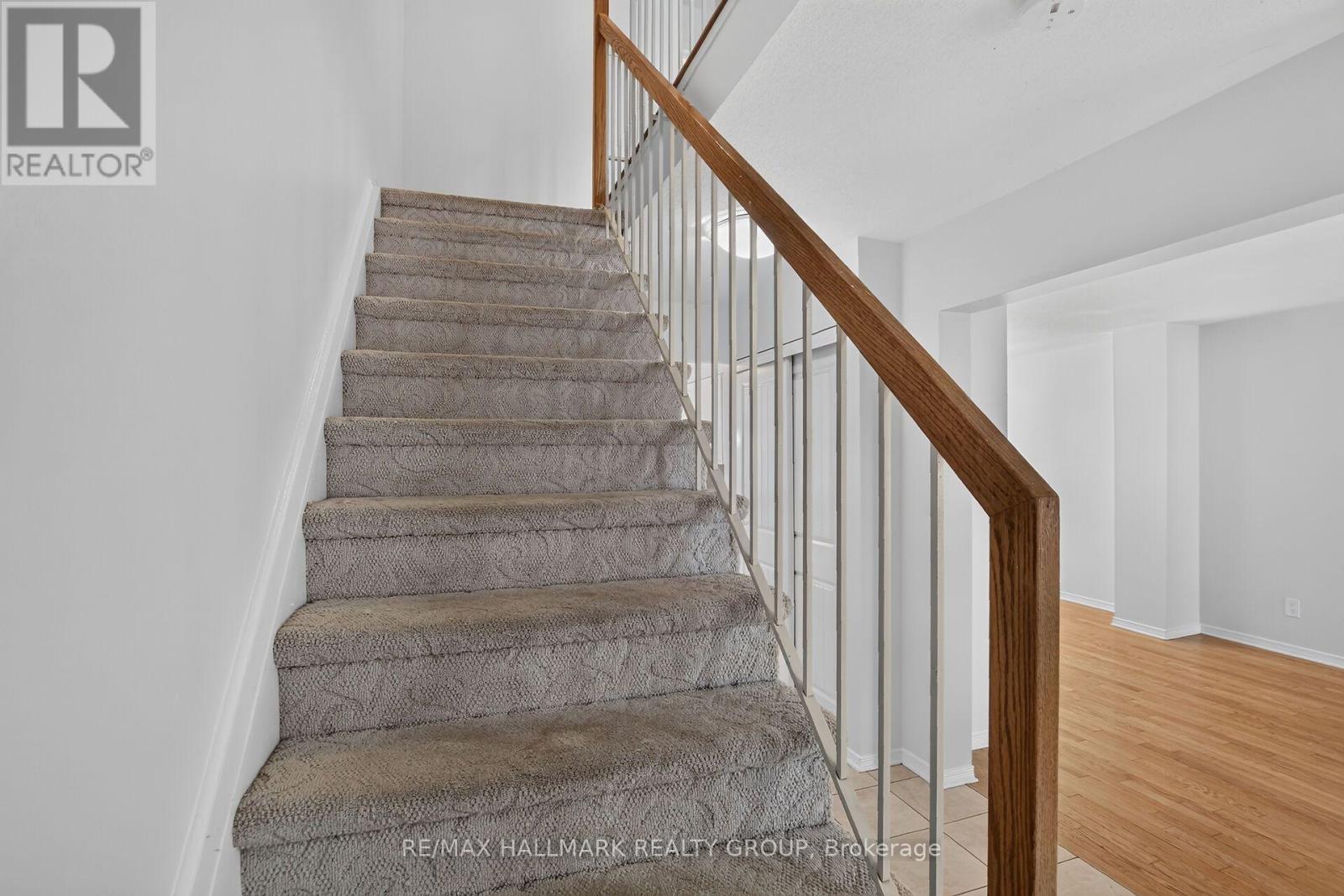 244 HUNTERSFIELD DRIVE - 25