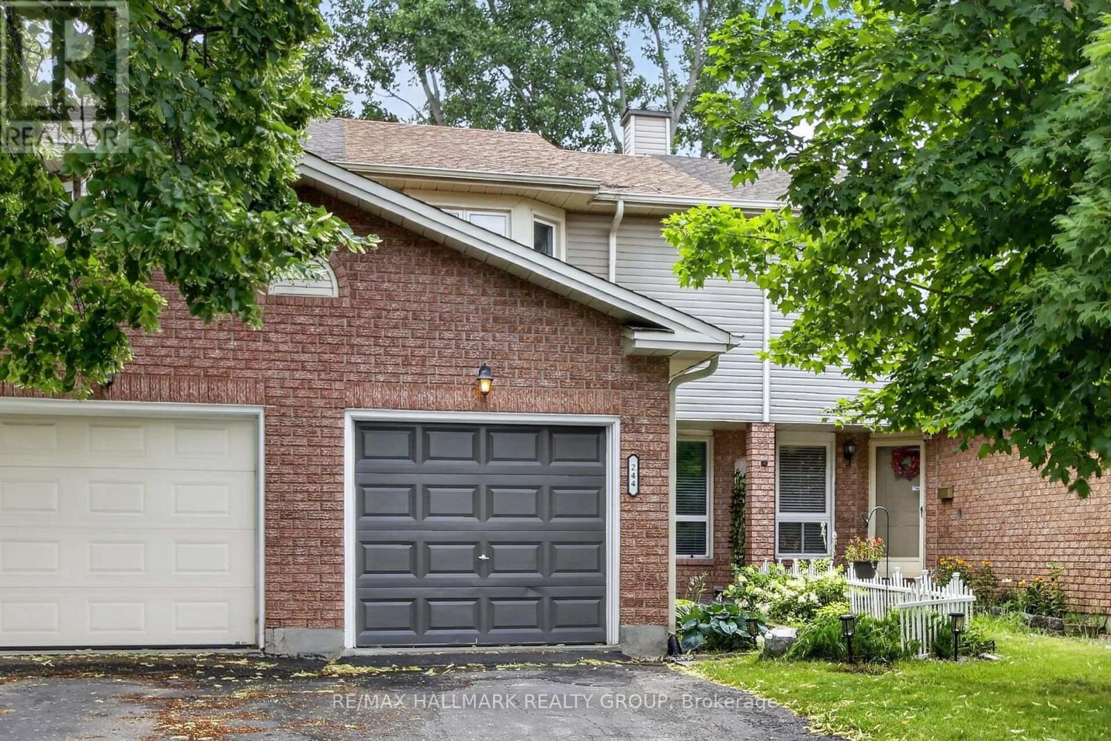 244 HUNTERSFIELD DRIVE - 3