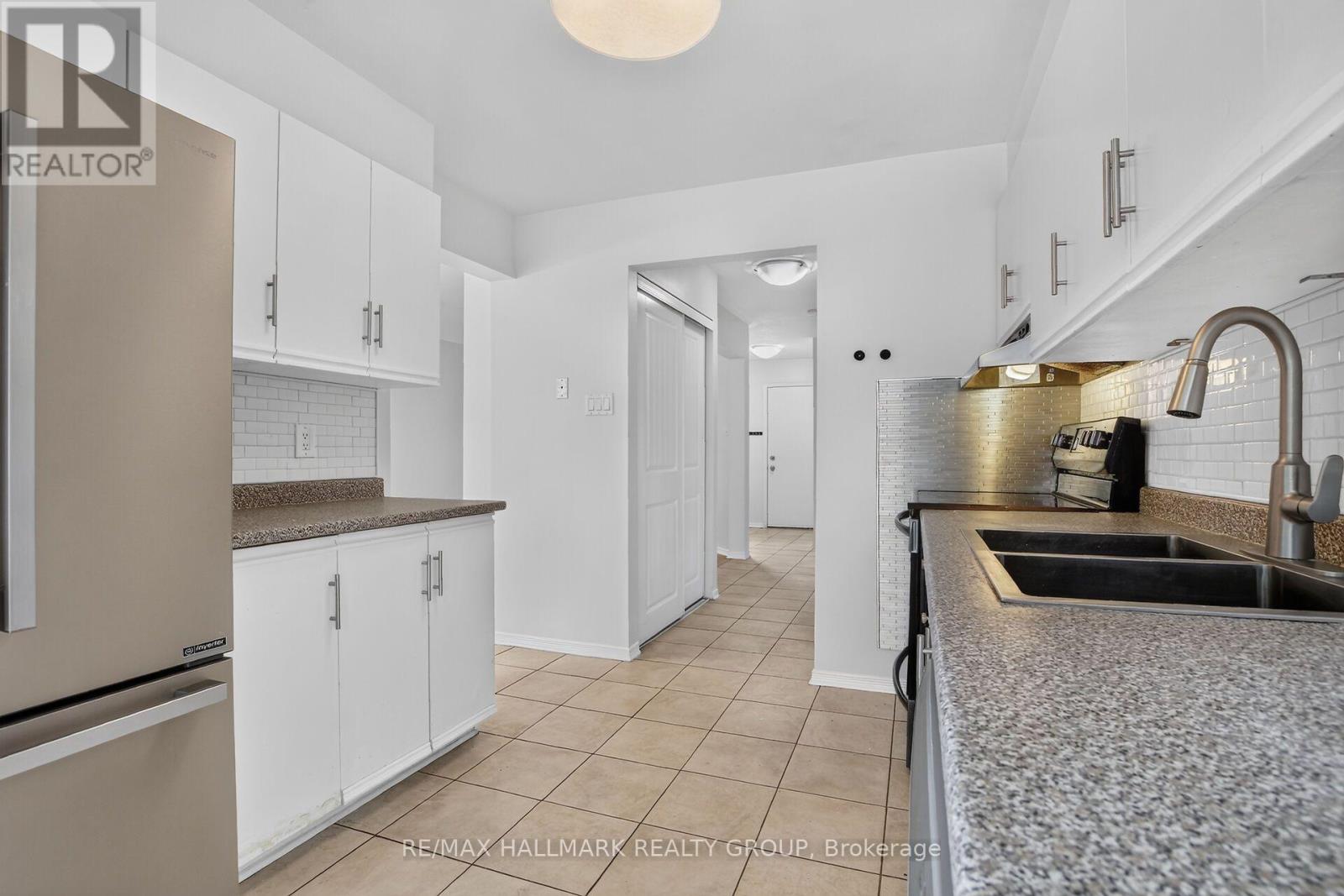 244 HUNTERSFIELD DRIVE - 9