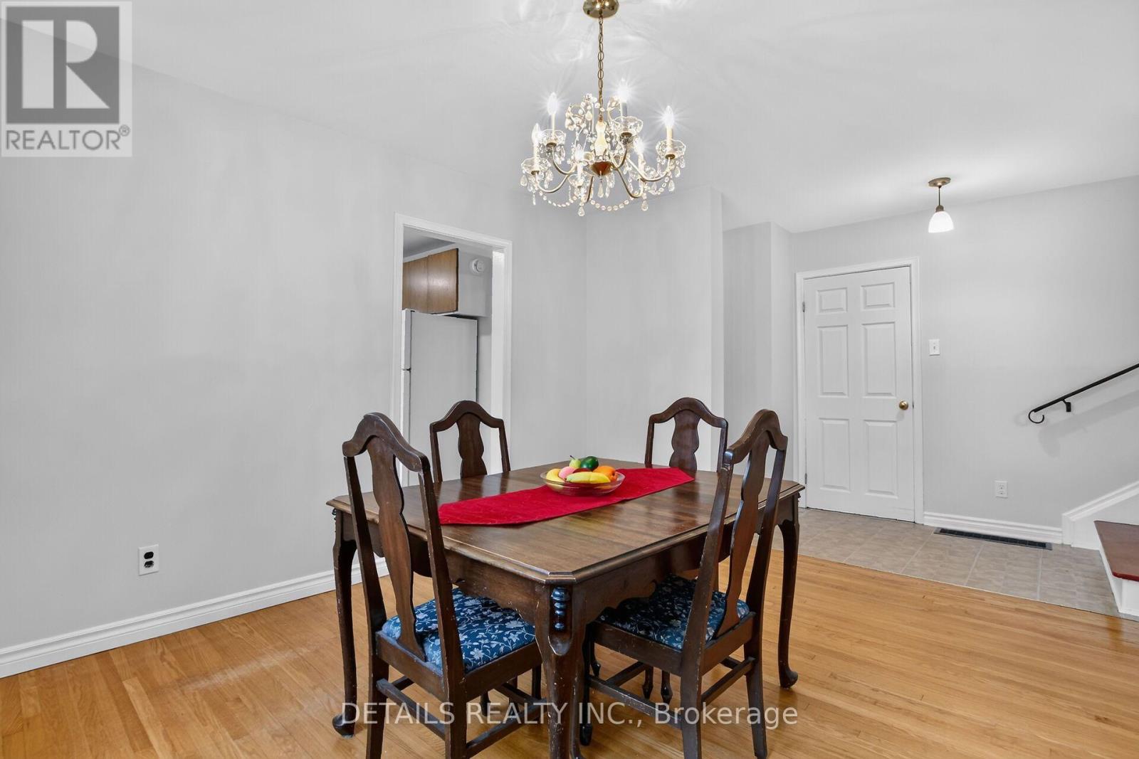 2193 FIFE CRESCENT - 16