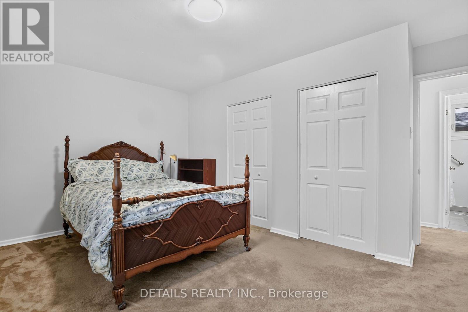 2193 FIFE CRESCENT - 29