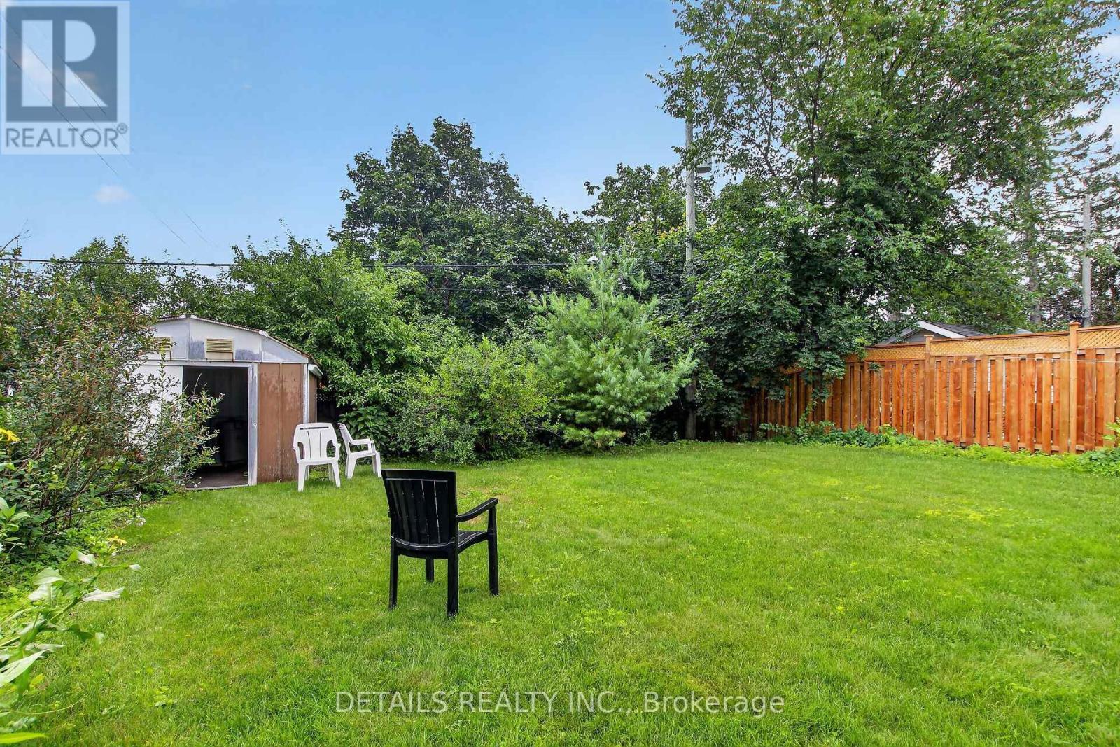 2193 FIFE CRESCENT - 46