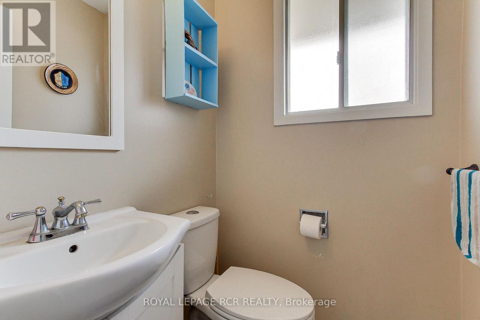 228 COLLINGS AVENUE - Image 17