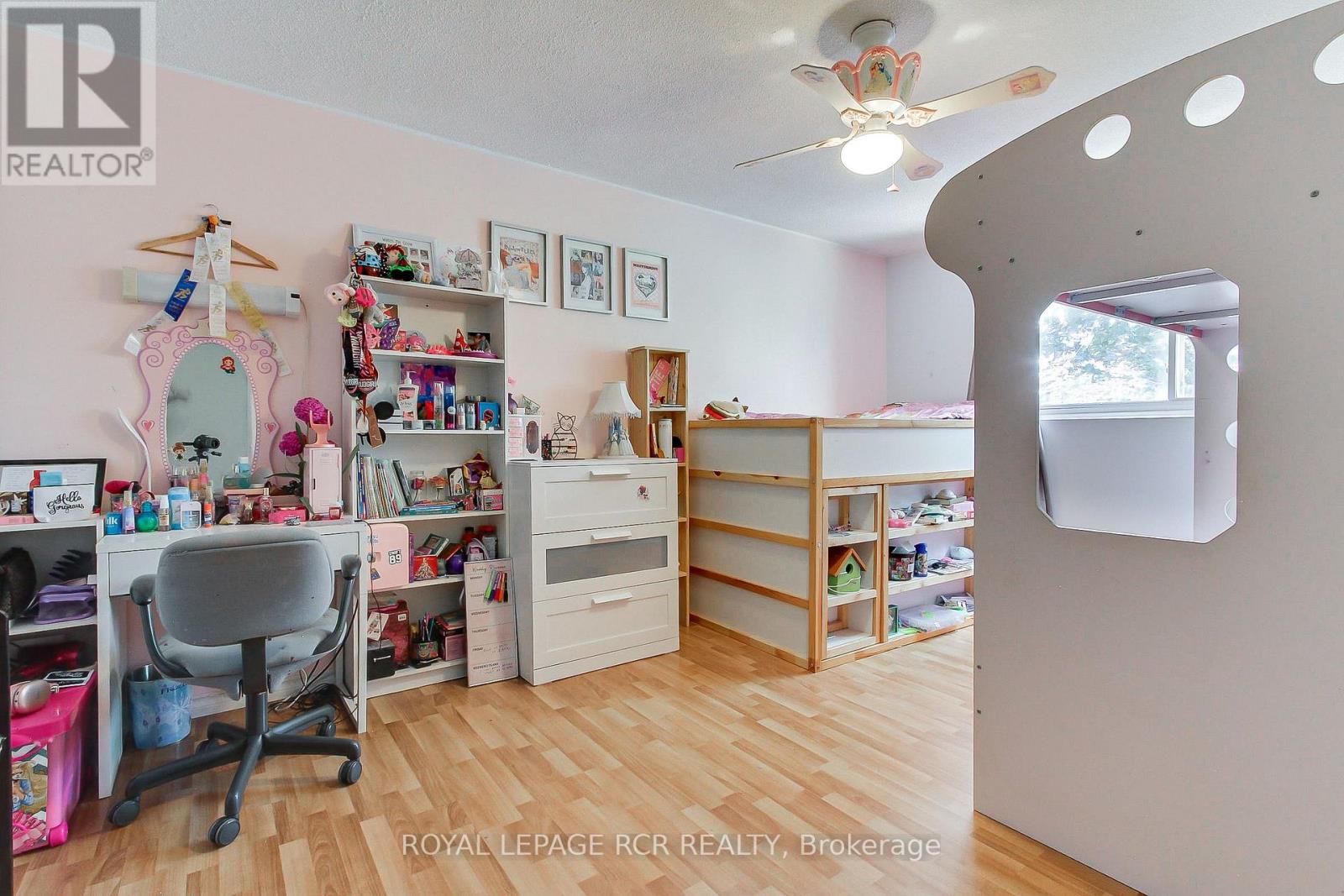228 COLLINGS AVENUE - Image 26
