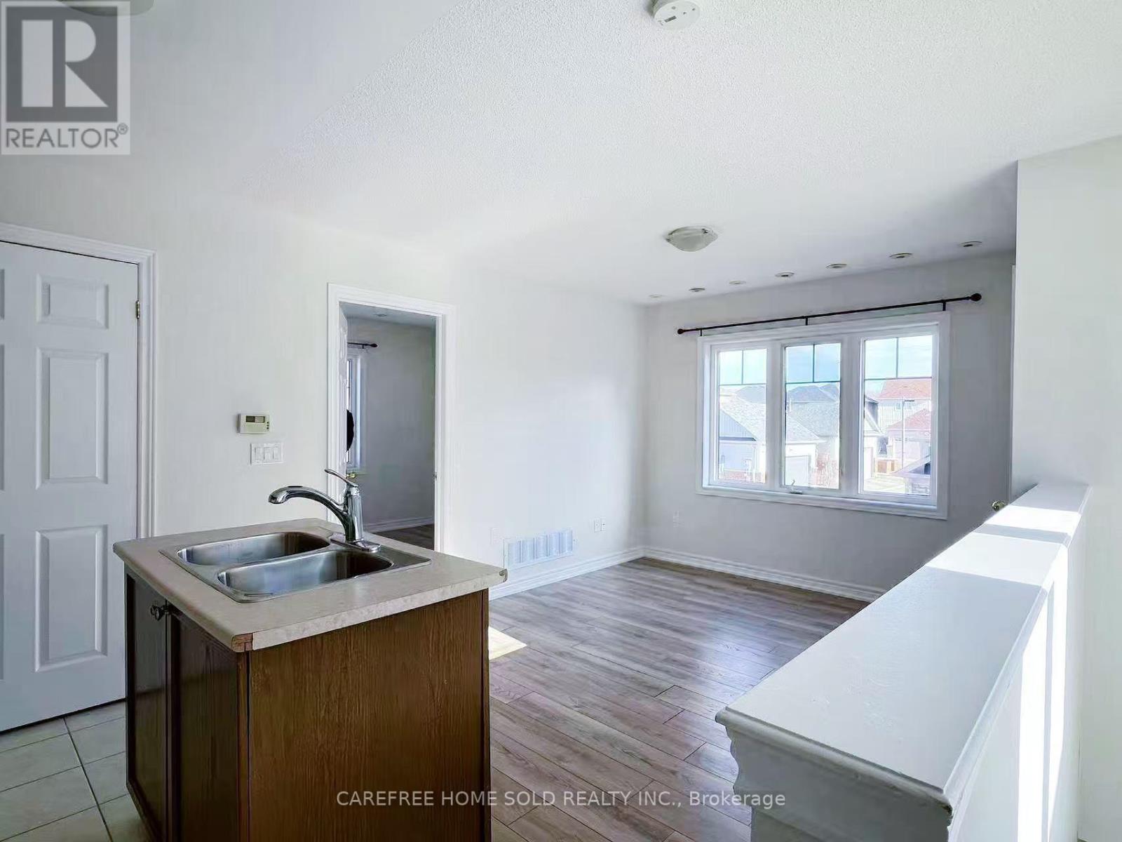 33 OAKMOOR LANE - Image 36
