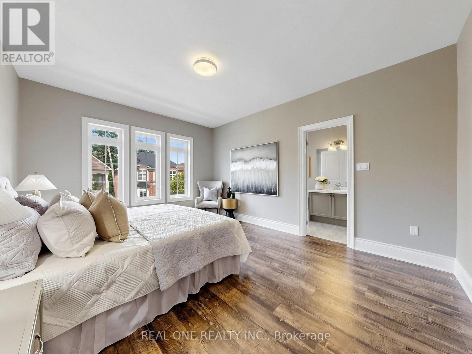 111 HEADWIND BOULEVARD - 27